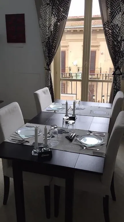 פלרמו B&B Paolo E Mariella 2*,